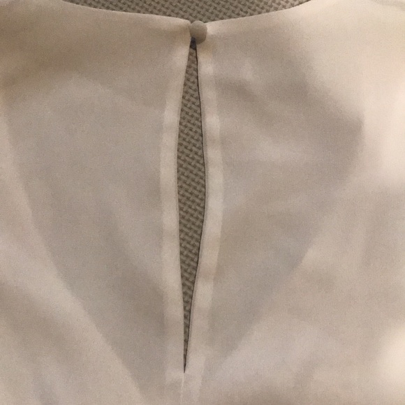 Bebe Pom Ruffle Drop Waist White Blouse Chiffon Top V-Neck Sheer Work Career - Picture 12 of 14